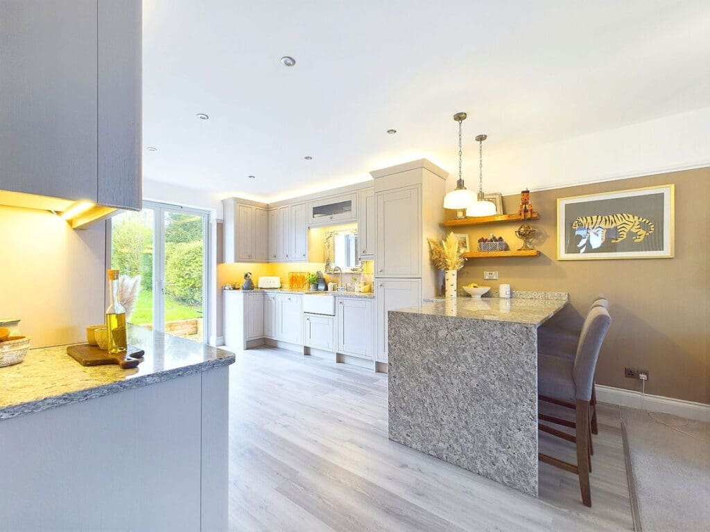 Sullington Gardens, Findon Valley, Worthing BN14 0HR