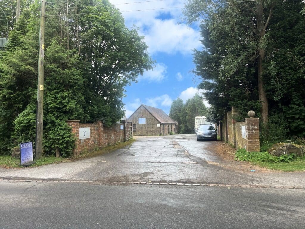 Hangdown Mead Business Park, Sharpthorne Road, Sharpthorne, East Grinstead, West Sussex, RH19 4HU