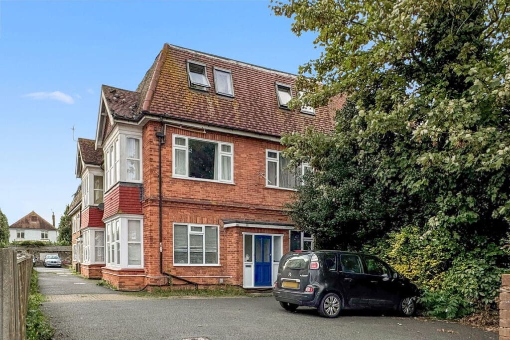 Broadwater Road, Worthing, BN14 8AD