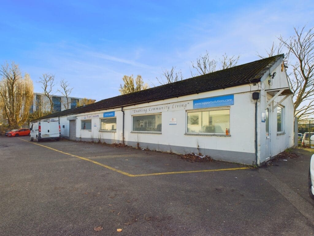 Unit 3-4, Northbrook Trading Estate, 20 Northbrook Road, Worthing, West Sussex, BN14 8PN