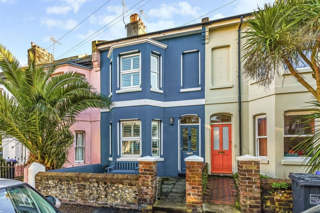 Hertford Road, Worthing BN11 1HX