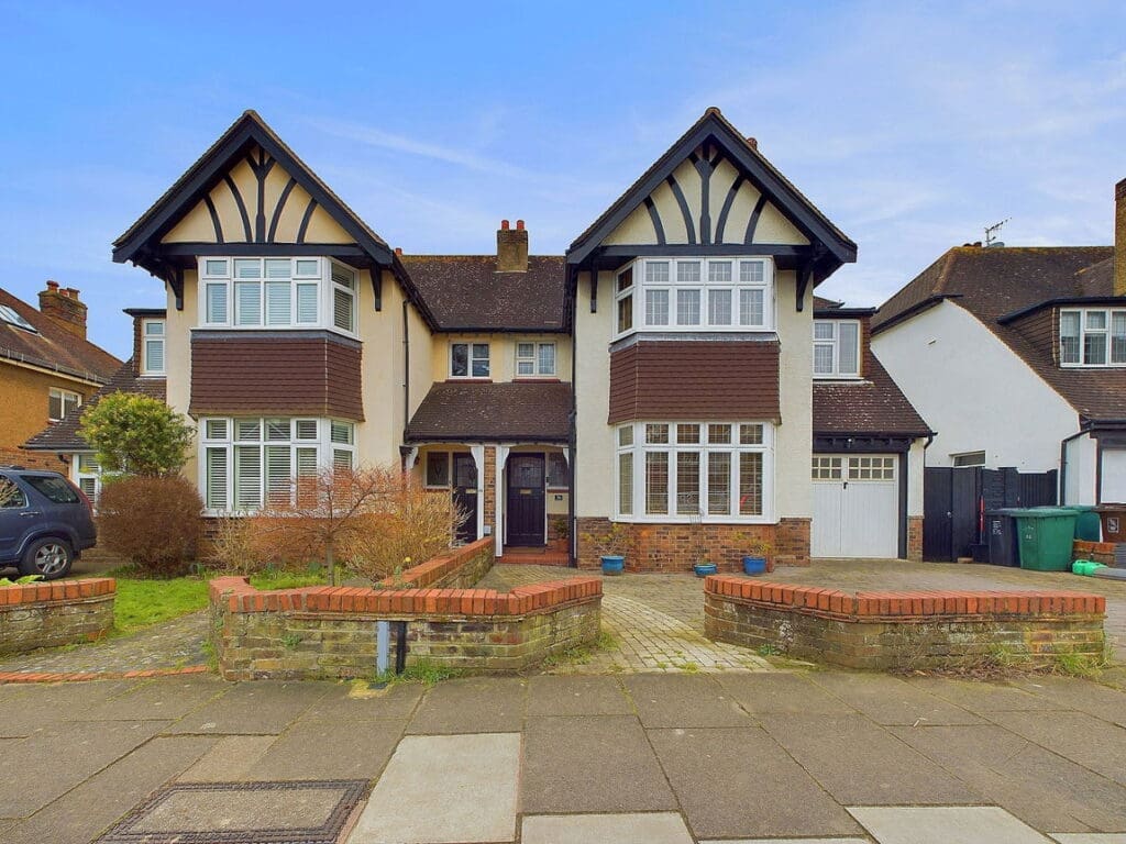 Coleman Avenue, Hove, BN3 5NB