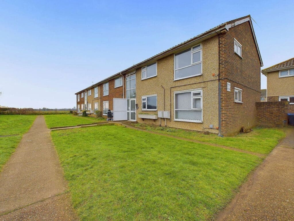 Sylvan Road, Sompting, BN15 0BT