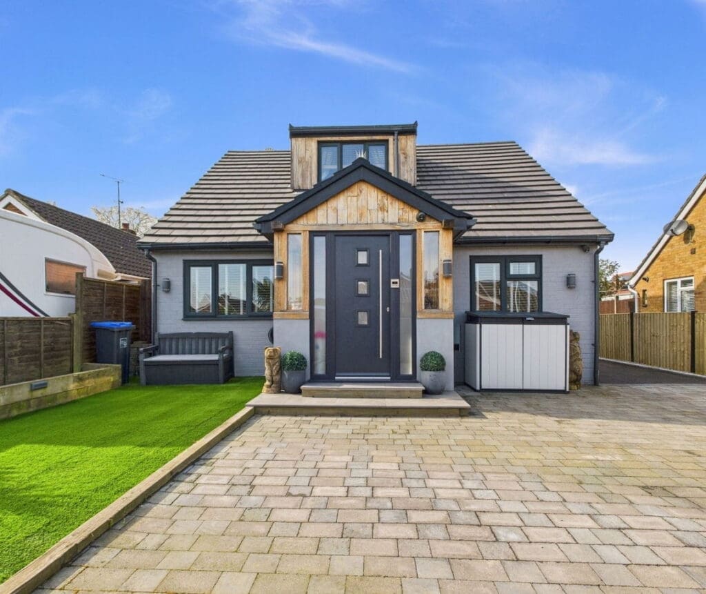 Cuckfield Crescent, Salvington, Worthing BN13 2EB