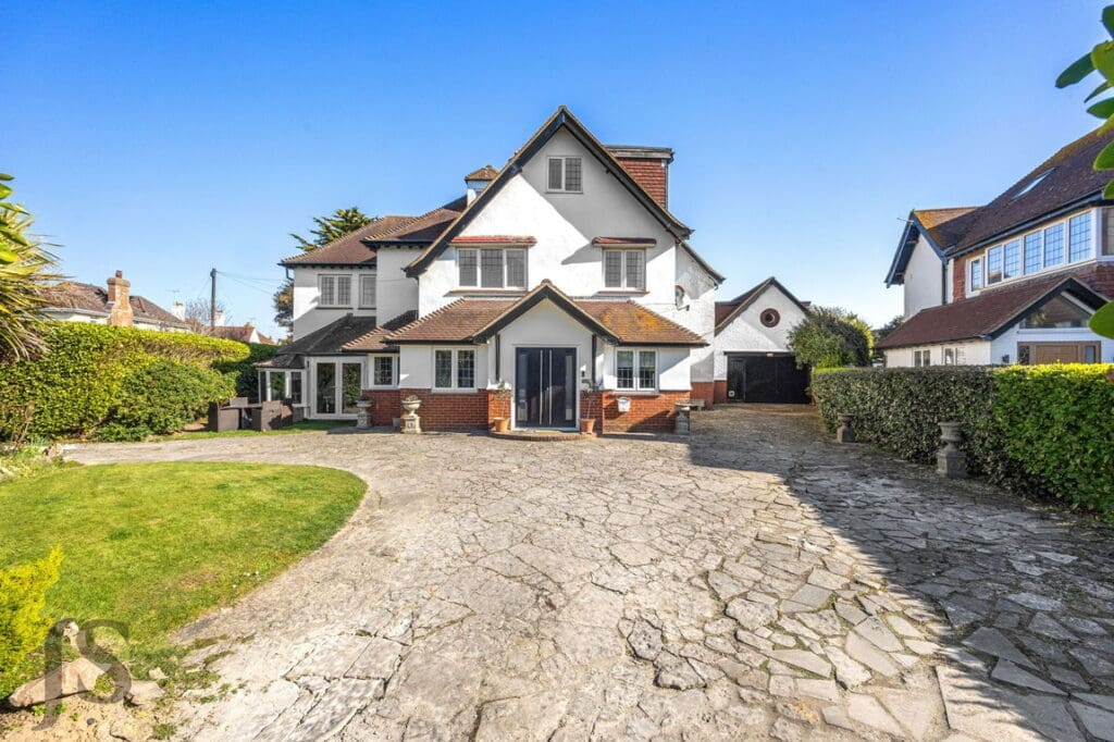 South Strand, East Preston, West Sussex, BN16 1PN