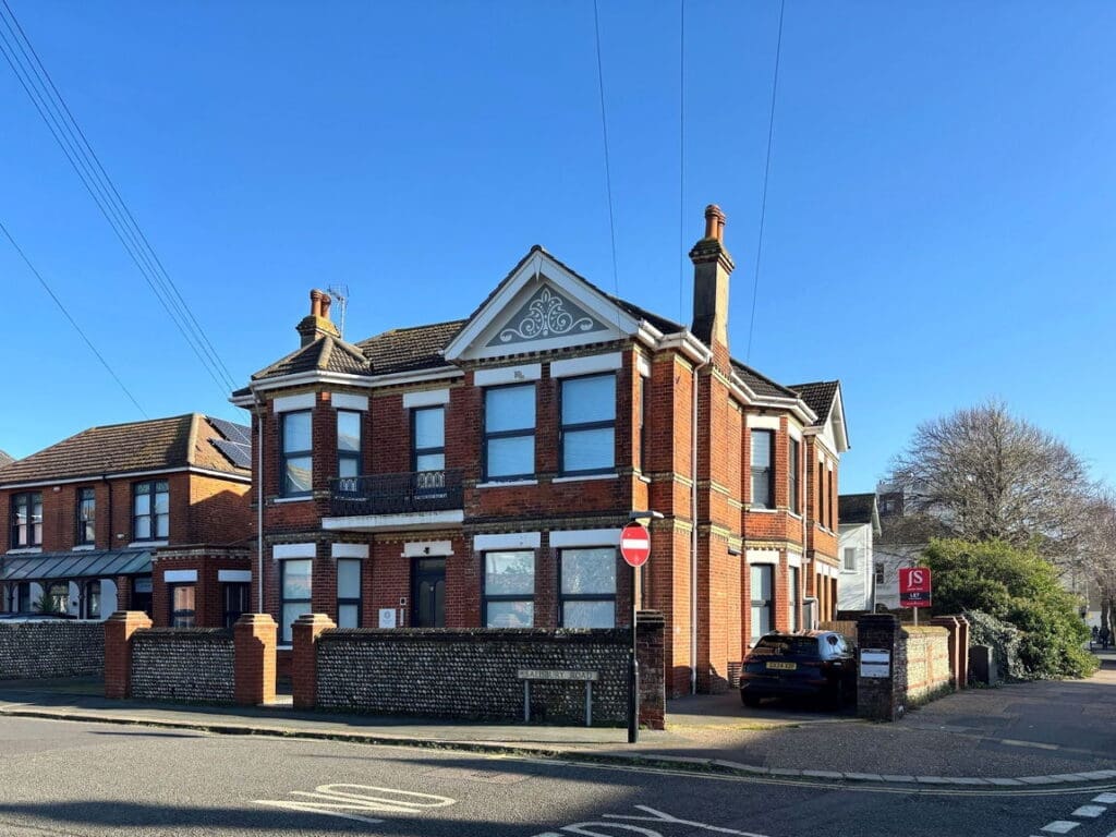 Shelley Lofts, 12 Shelley Road, Worthing, BN11 1TR