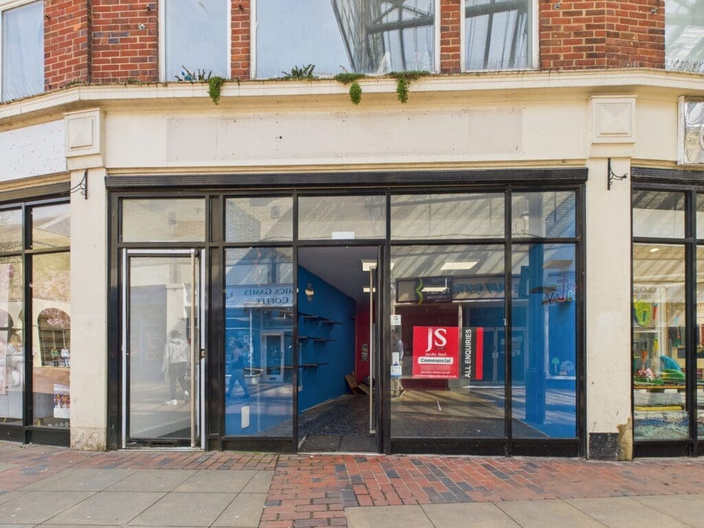 9 Liverpool Buildings, Liverpool Road, Worthing, West Sussex, BN11 1SY