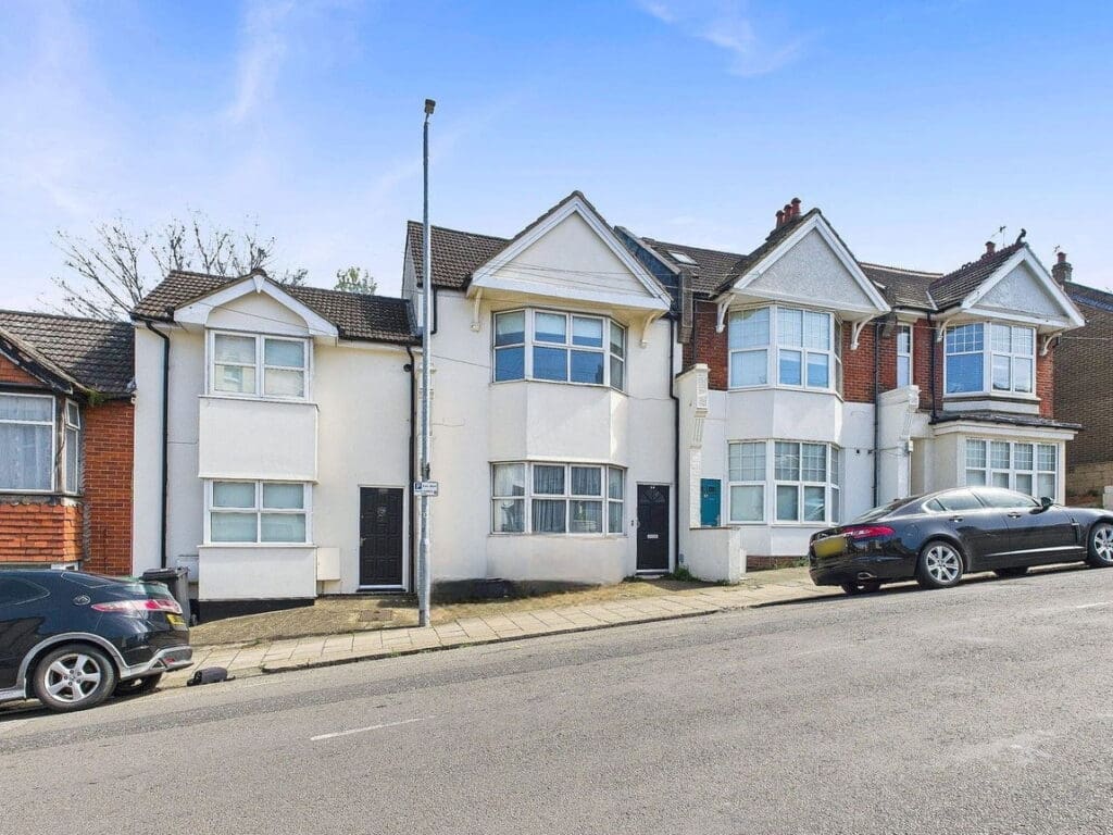 Millers Road, Brighton, BN1 5NQ
