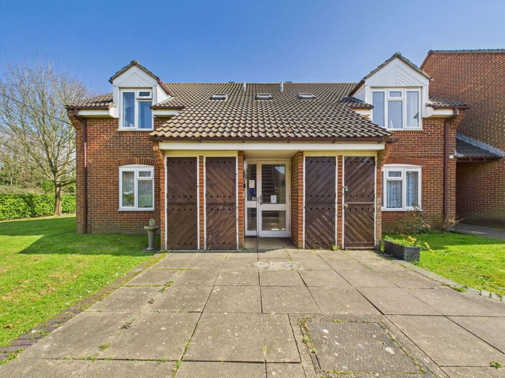 Courtfields, Elm Grove, BN15 8PA