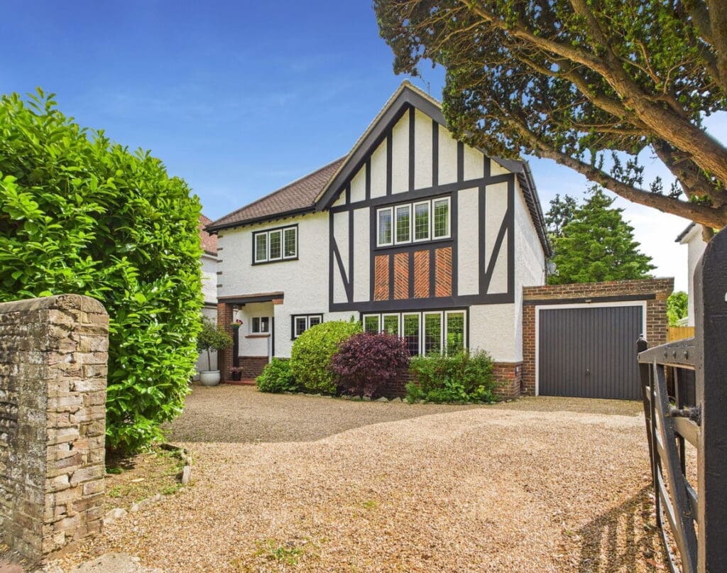 Offington Lane, Worthing BN14 9RT