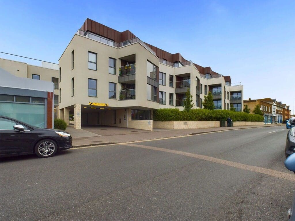 Sunbeam Apartments, 164 South Street, BN15 8FA