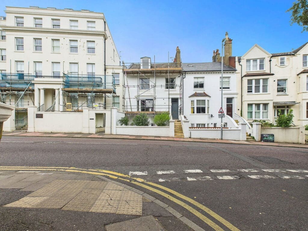 Buckingham Place, Brighton, BN1 3PQ