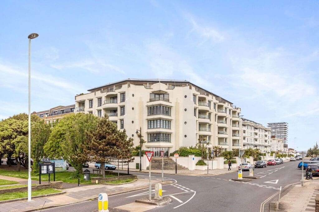 Steyne Gardens, Worthing, BN11 3DW